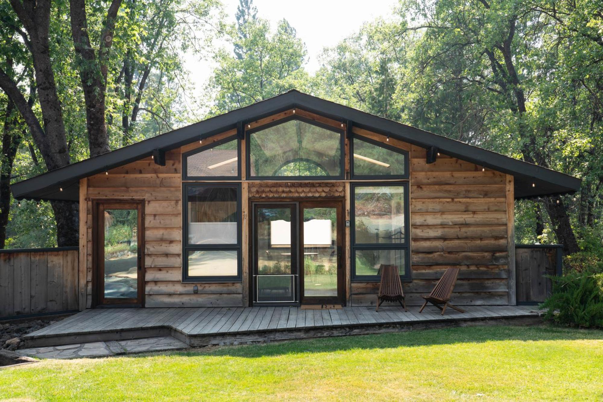 מאונט שסטה Basecamp Lodge מראה חיצוני תמונה