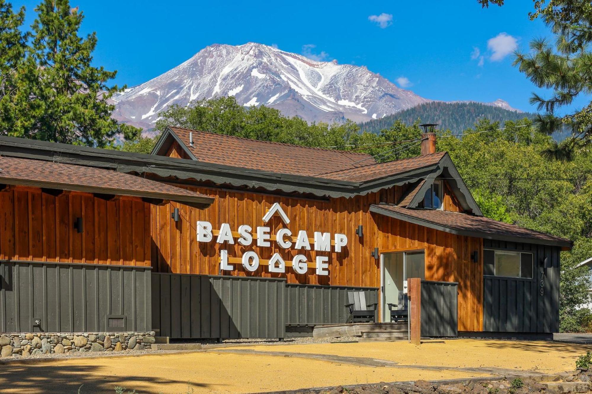 מאונט שסטה Basecamp Lodge מראה חיצוני תמונה